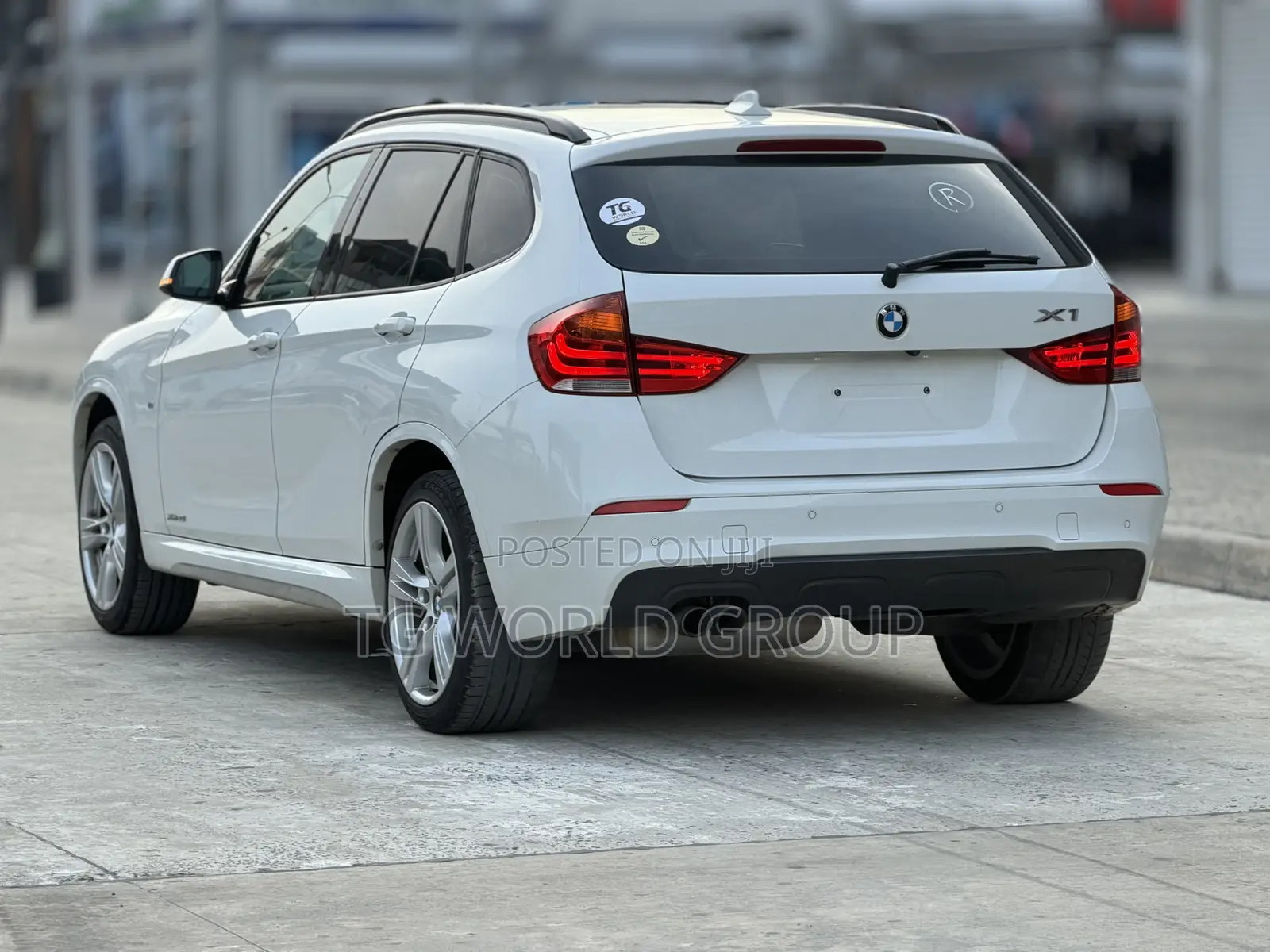 BMW X1 sDrive28i 4dr SUV (2.0L 4cyl Turbo 8A) 2014 White