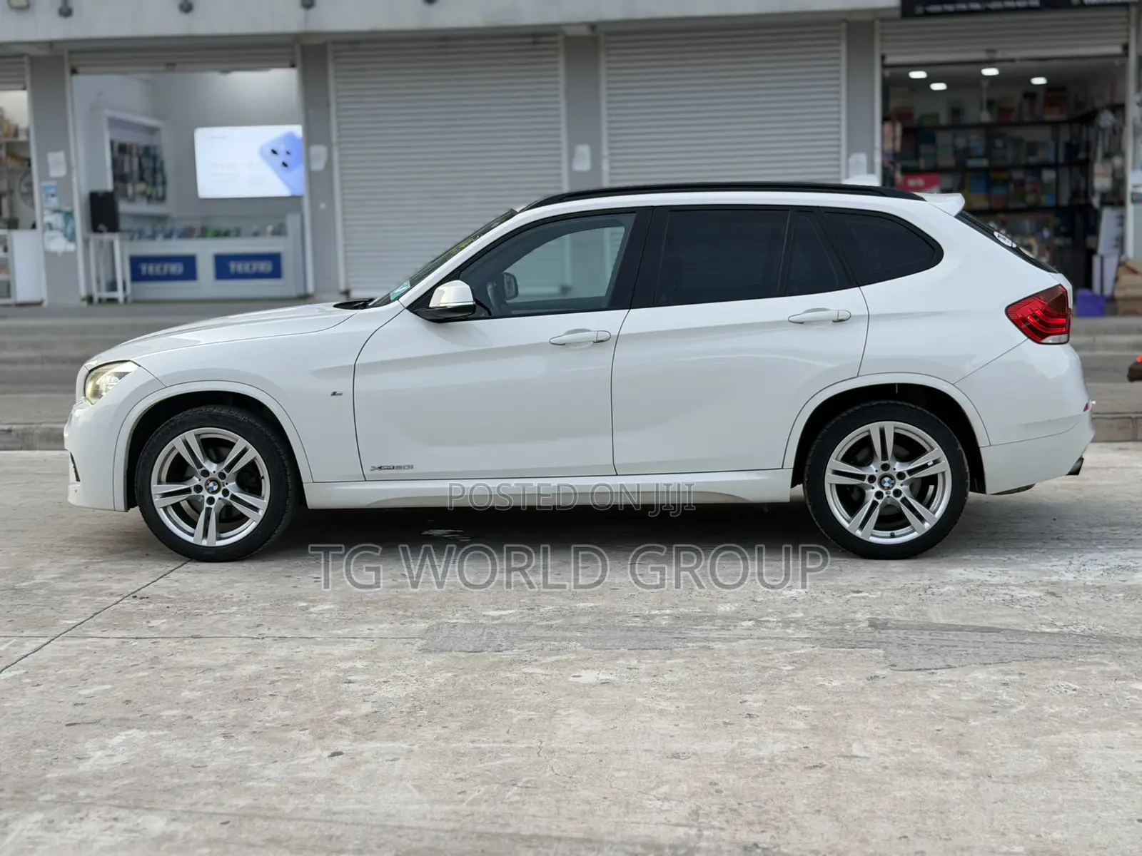 BMW X1 sDrive28i 4dr SUV (2.0L 4cyl Turbo 8A) 2014 White