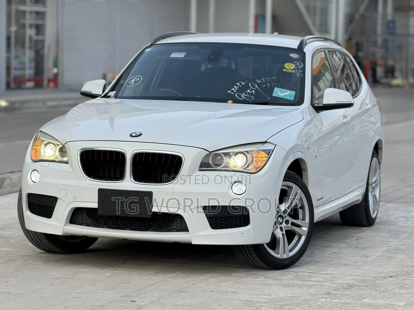 BMW X1 sDrive28i 4dr SUV (2.0L 4cyl Turbo 8A) 2014 White