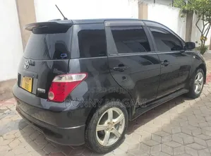 Toyota IST 2006 Black