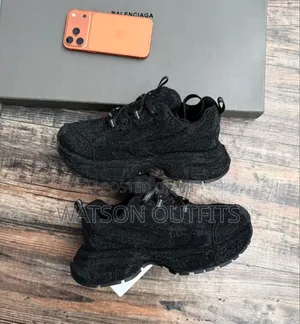 Men's Leather Shoes Basically Very Nice in Balenciaga Brand