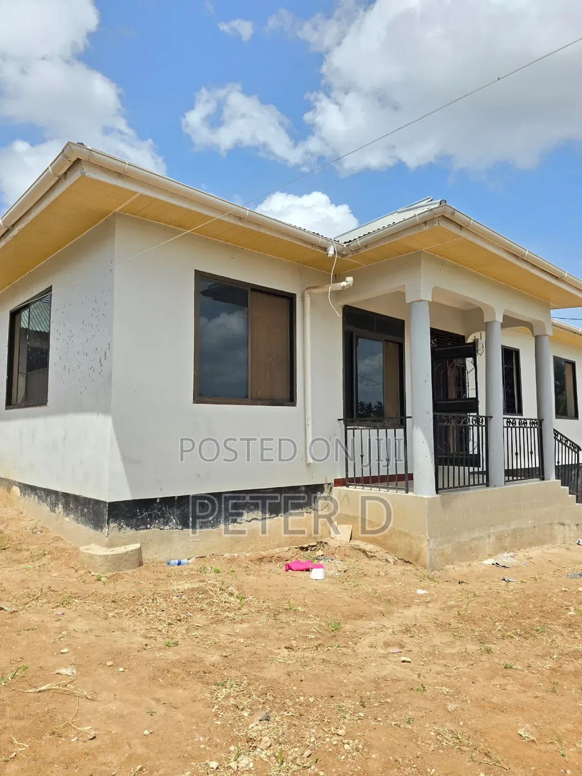 3bdrm House in Goba for sale