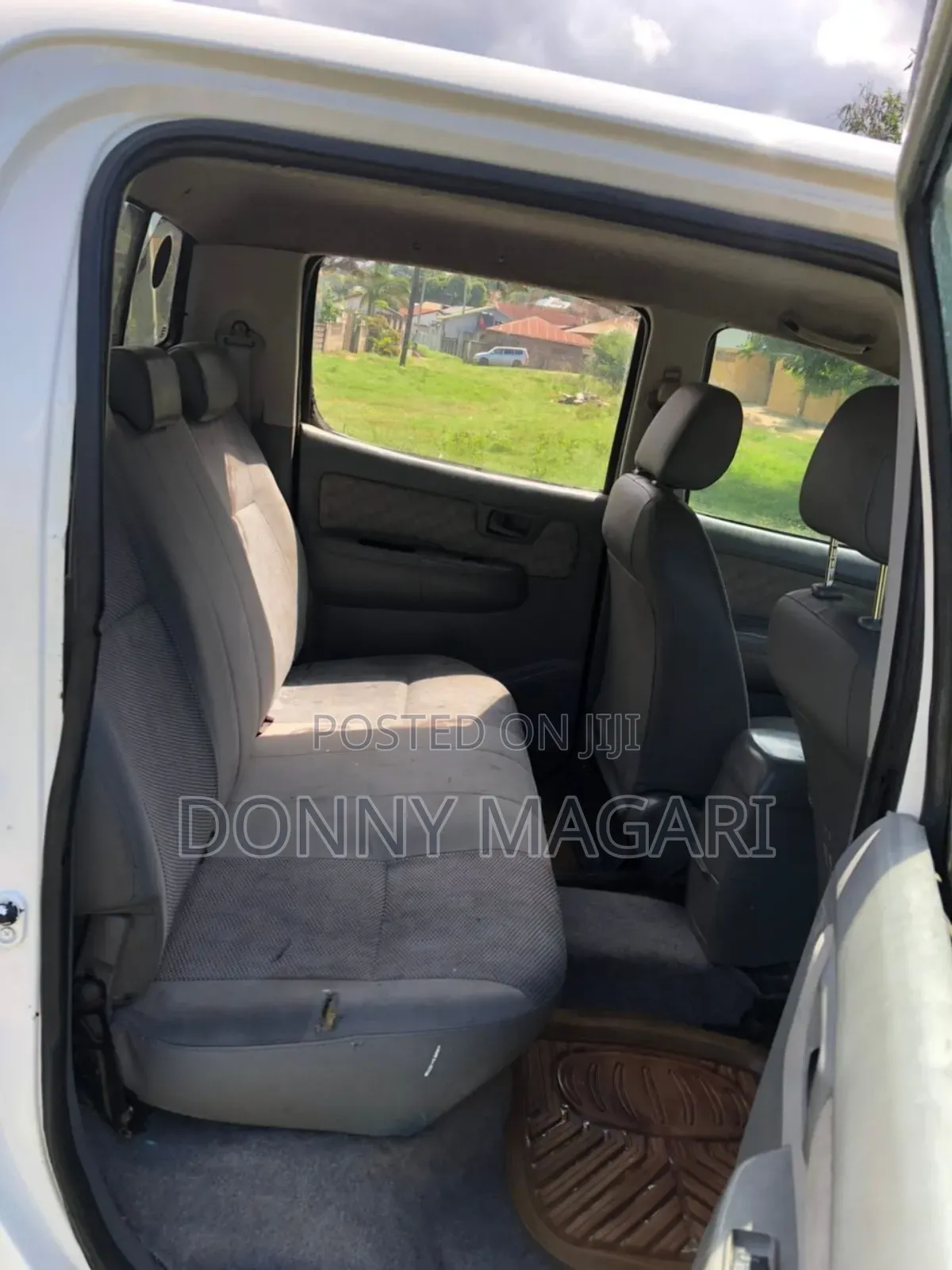 Toyota Hilux 2015 White