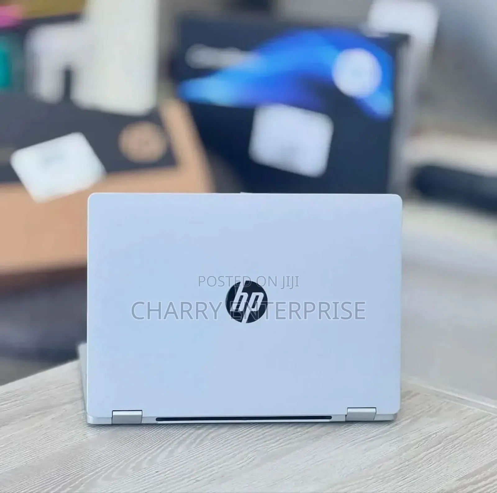New Laptop HP OmniBook 5 Flip 16GB Intel Core I7 SSD 512GB
