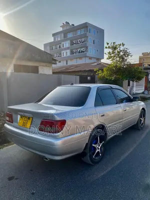 Toyota Carina 2000 Silver