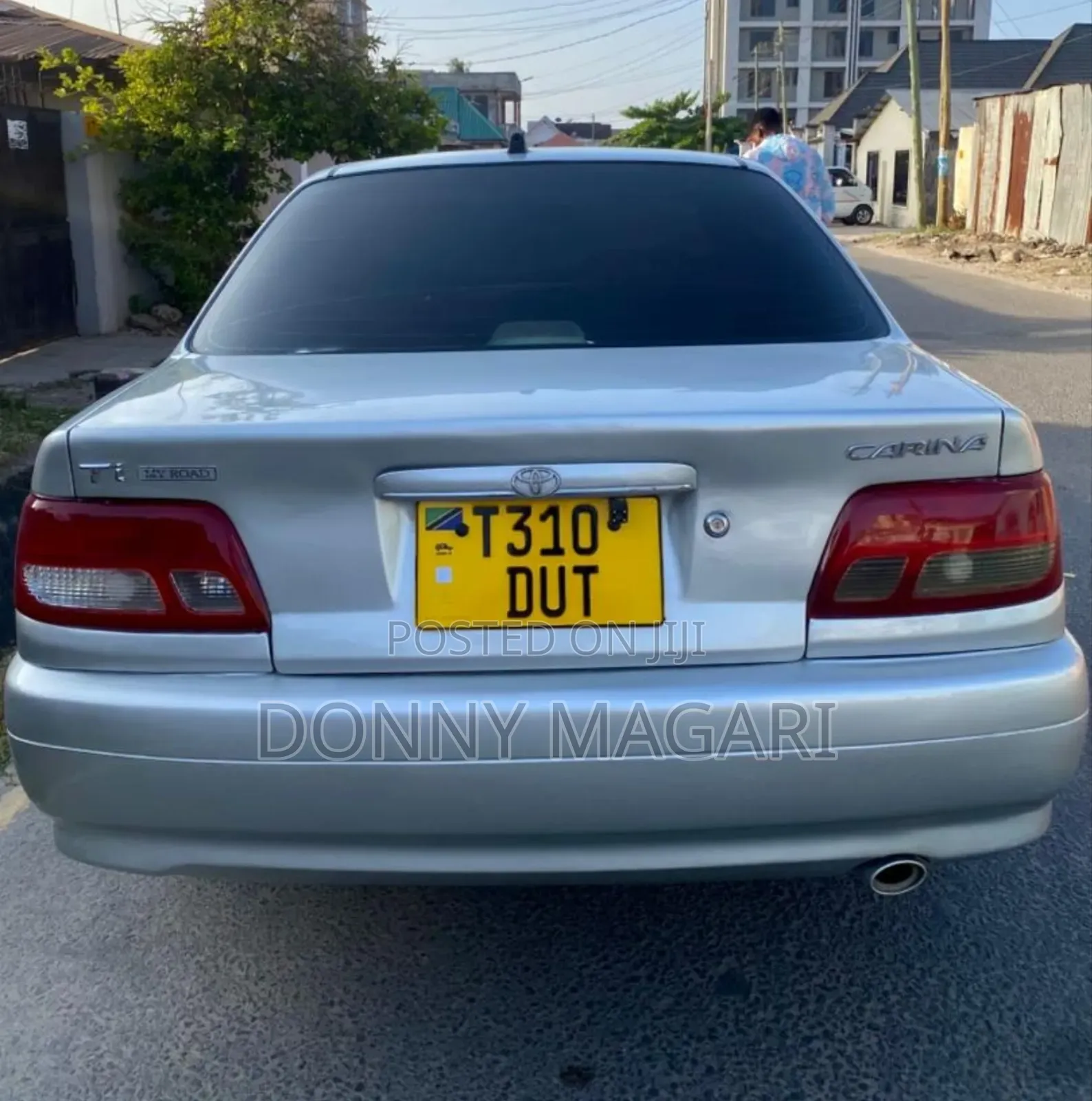 Toyota Carina 2000 Silver