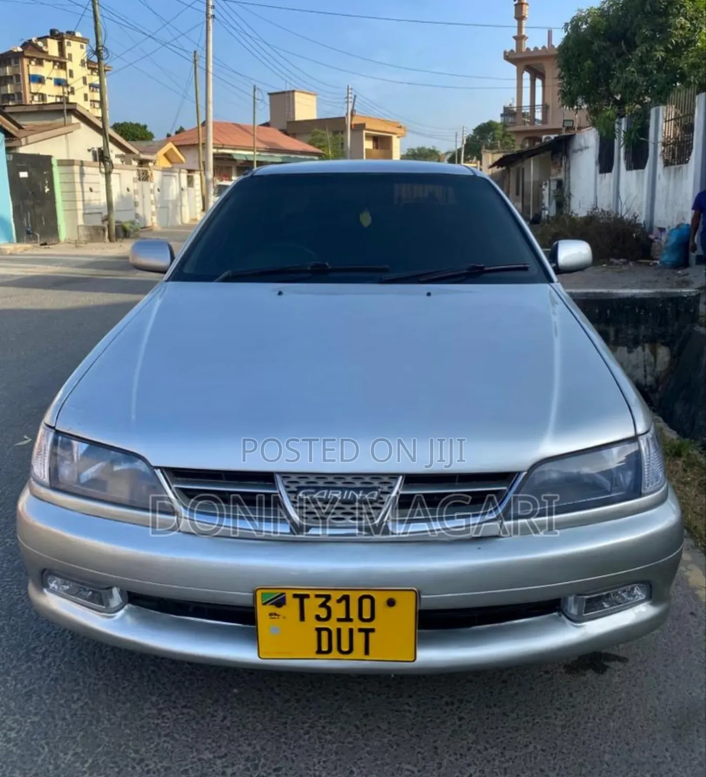 Toyota Carina 2000 Silver