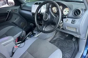 Toyota RAV4 1.8 2005 Blue