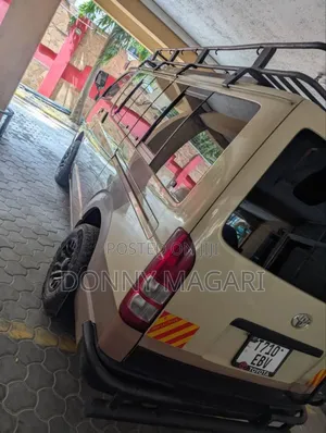 Toyota HiAce 2008 Beige