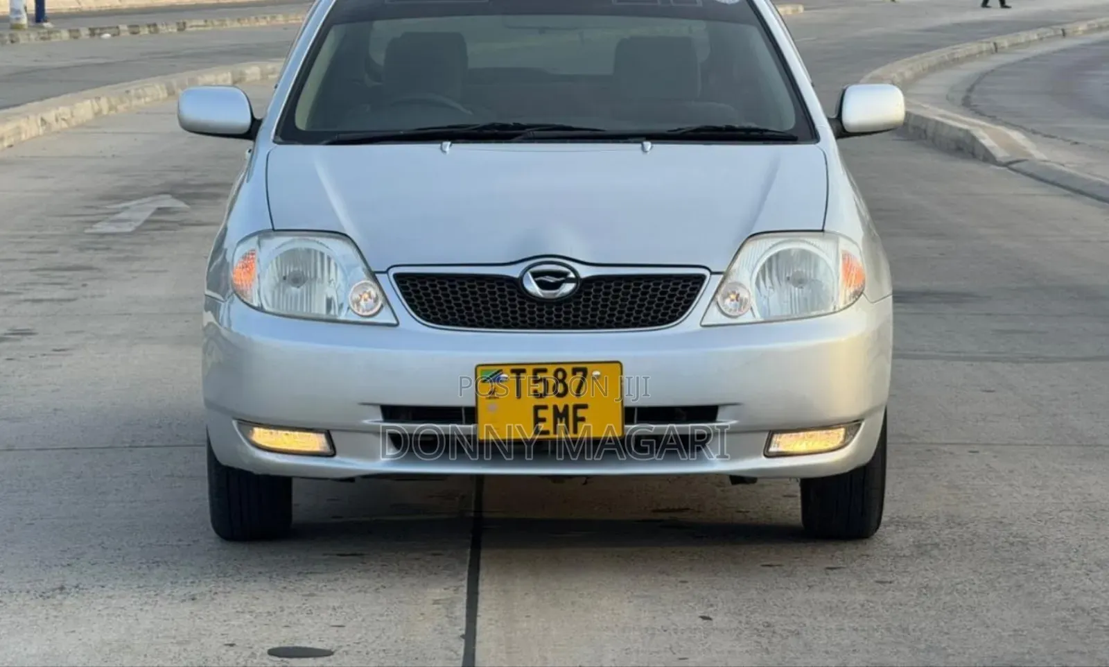 Toyota Corolla RunX 2003 Silver