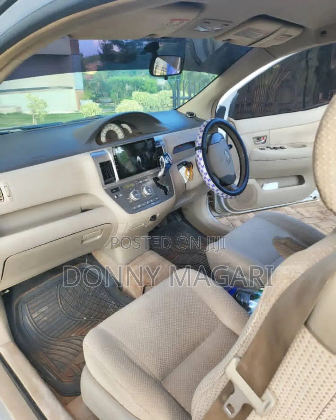 Toyota Raum 2006 Silver