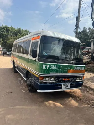 Toyota Coaster 2004 Green