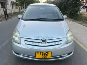 Toyota Corolla Spacio 2002 Silver
