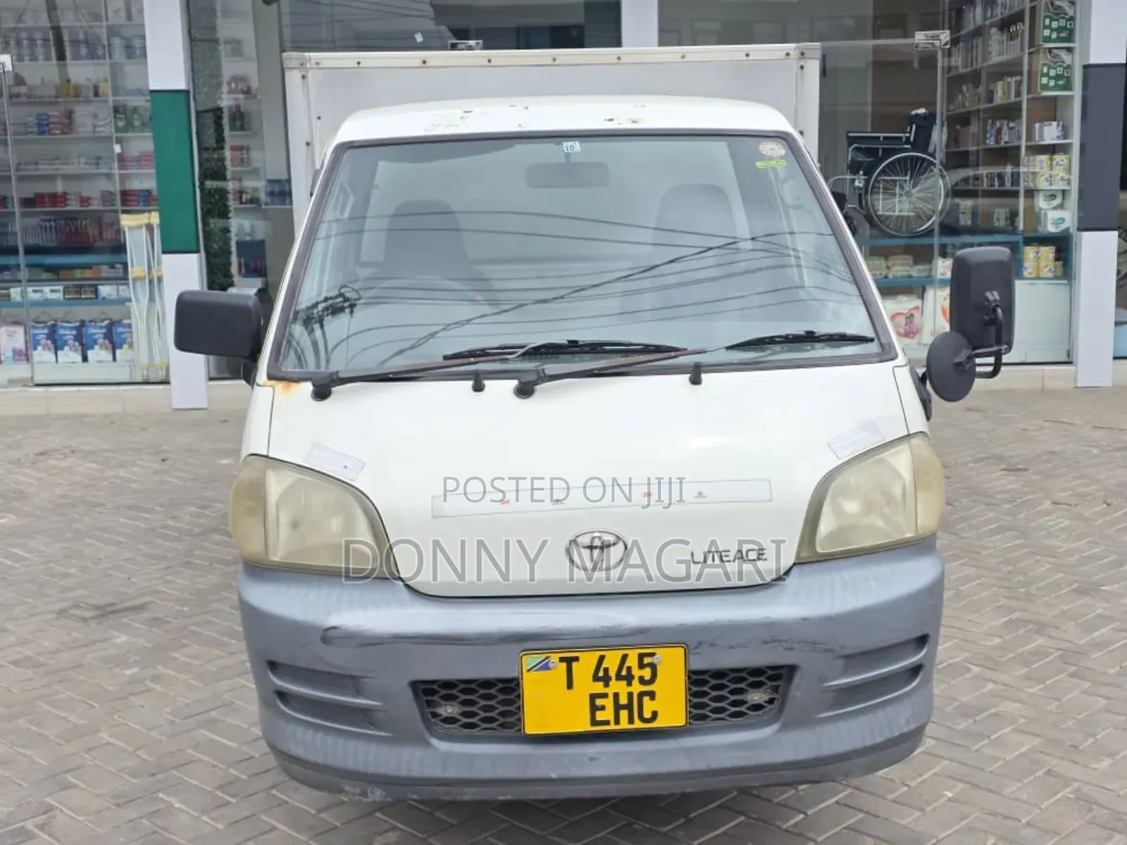 Toyota Townance 2002 White