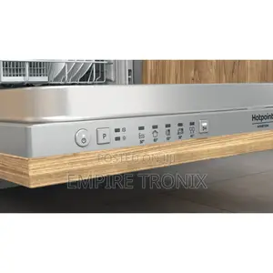 Hotpoint Ariston 60cm Fully Built-in Dishwasher (13 Place) – Hi3010