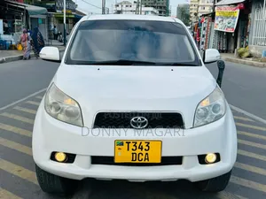 Toyota Rush 2006 White