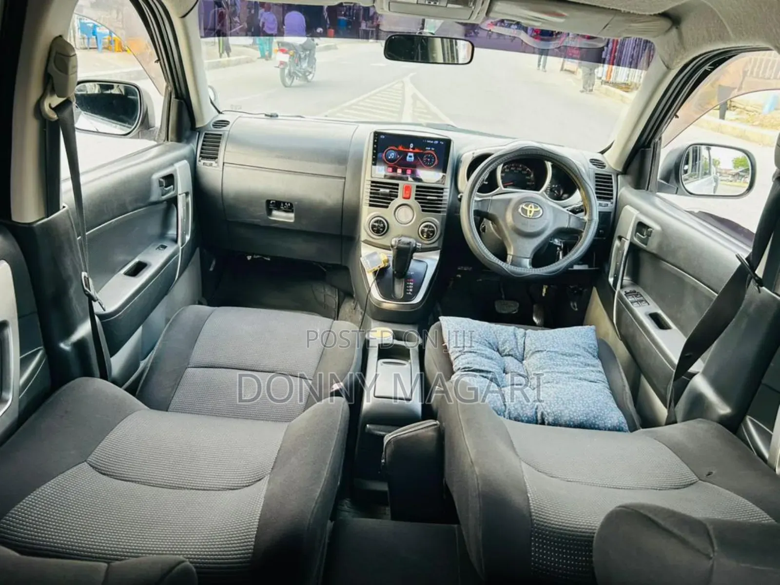 Toyota Rush 2006 White