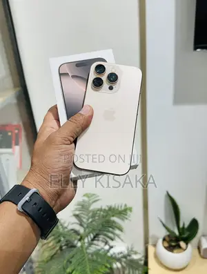 New Apple iPhone 16 Pro 256 GB Gold