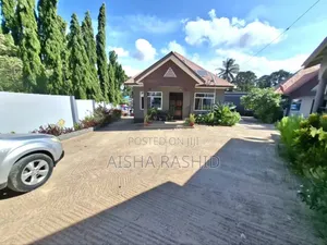2bdrm Apartment in Kimara for rent