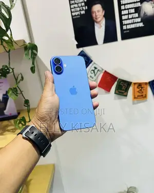 New Apple iPhone 16 128 GB Blue
