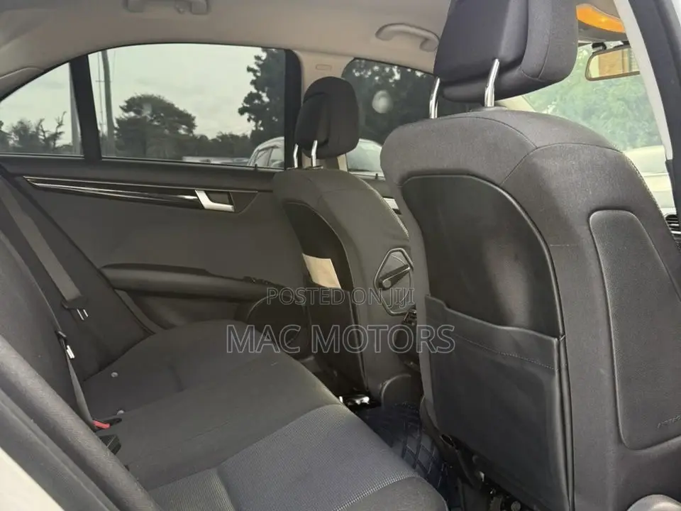 Mercedes-Benz C-Class 2012 Silver