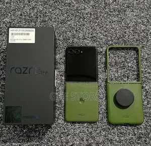 New Motorola Razr 50 Ultra 256 GB Green