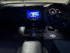 Toyota Crown 2009 Matt Black
