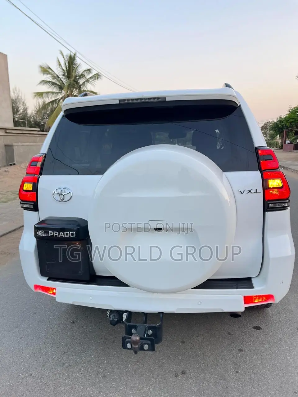 Toyota Land Cruiser Prado 2.8 2020 White