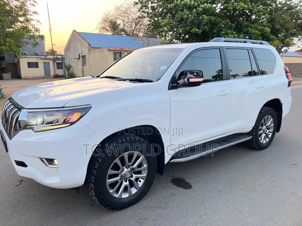 Toyota Land Cruiser Prado 2.8 2020 White