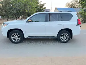 Toyota Land Cruiser Prado 2.8 2020 White