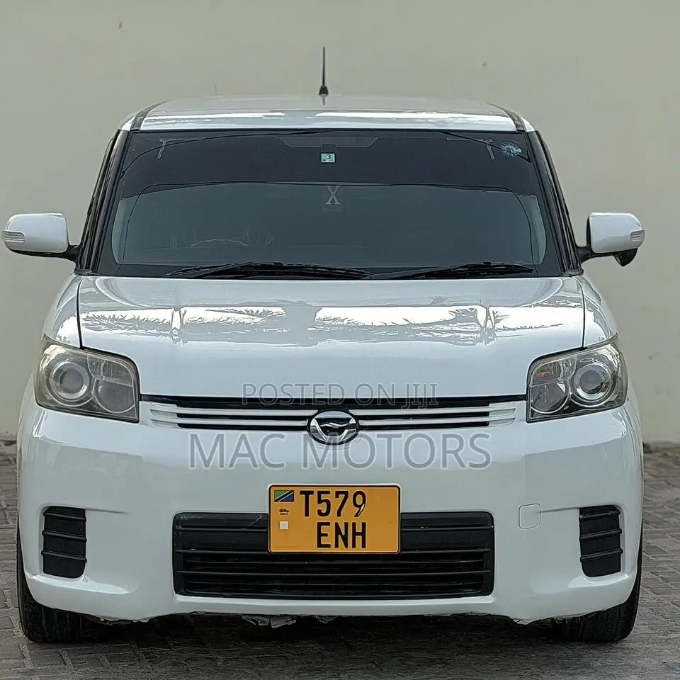 Toyota Corolla Rumion 2008 White
