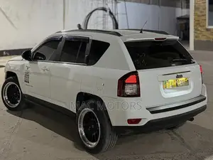 Jeep Compass Limited 4X4 2013 White