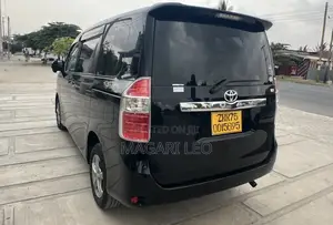 Toyota Noah 2007 Black