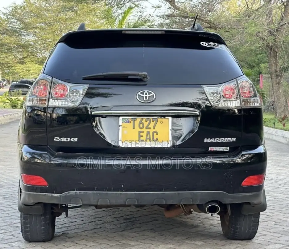 Toyota Harrier 2.4 2005 Black