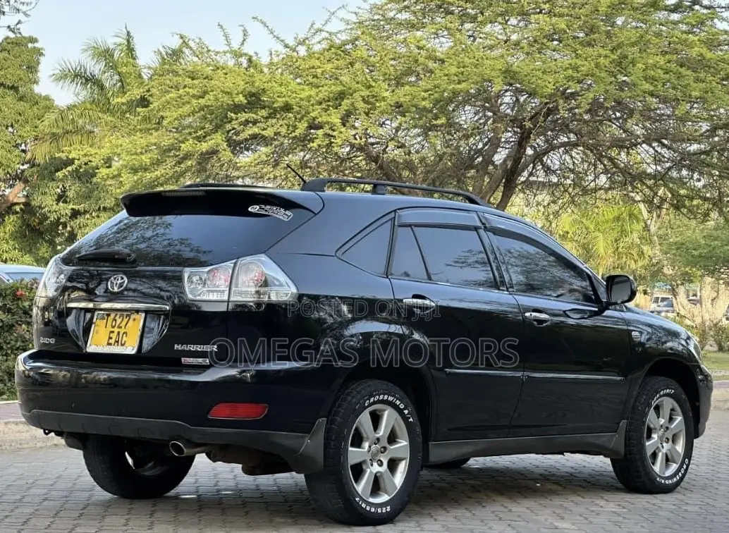 Toyota Harrier 2.4 2005 Black