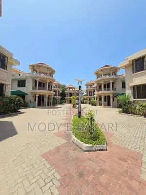 4bdrm Villa in Masaki for rent