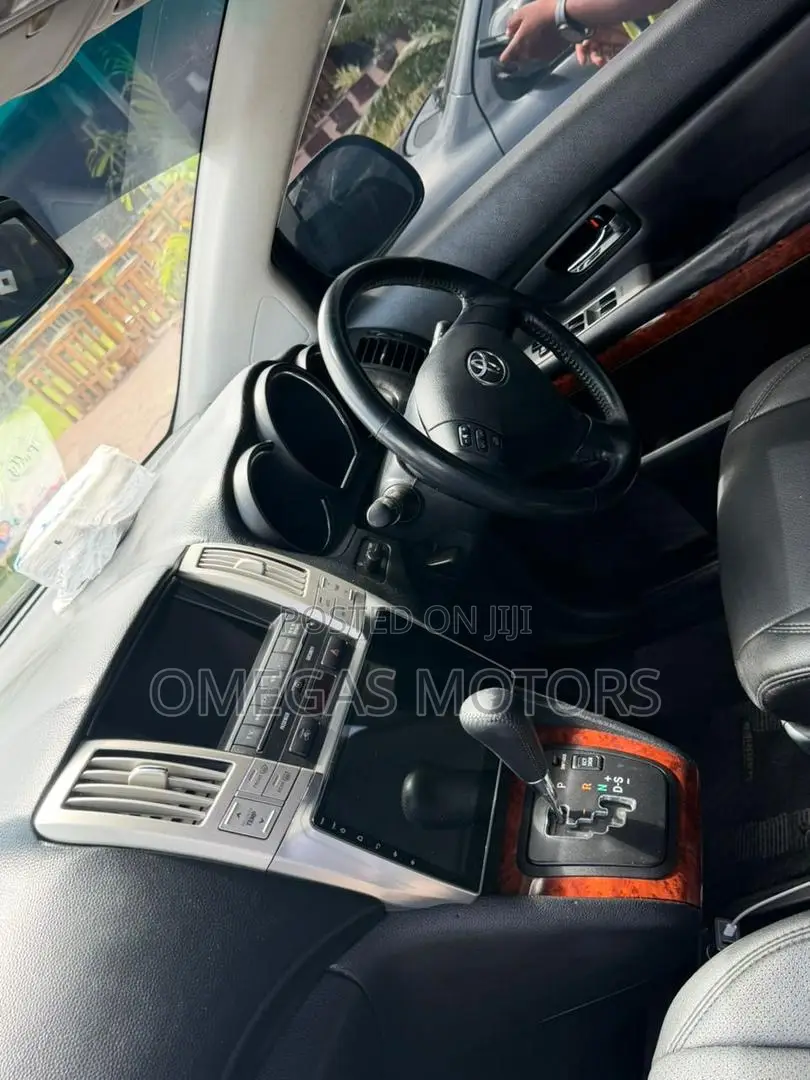 Toyota Harrier 2.4 2007 Black