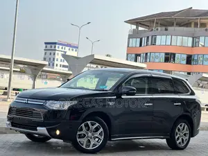 Mitsubishi Outlander 2015 Black