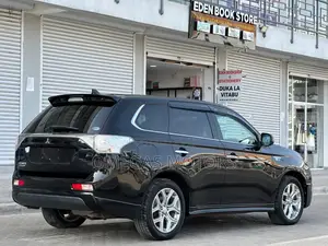 Mitsubishi Outlander 2015 Black