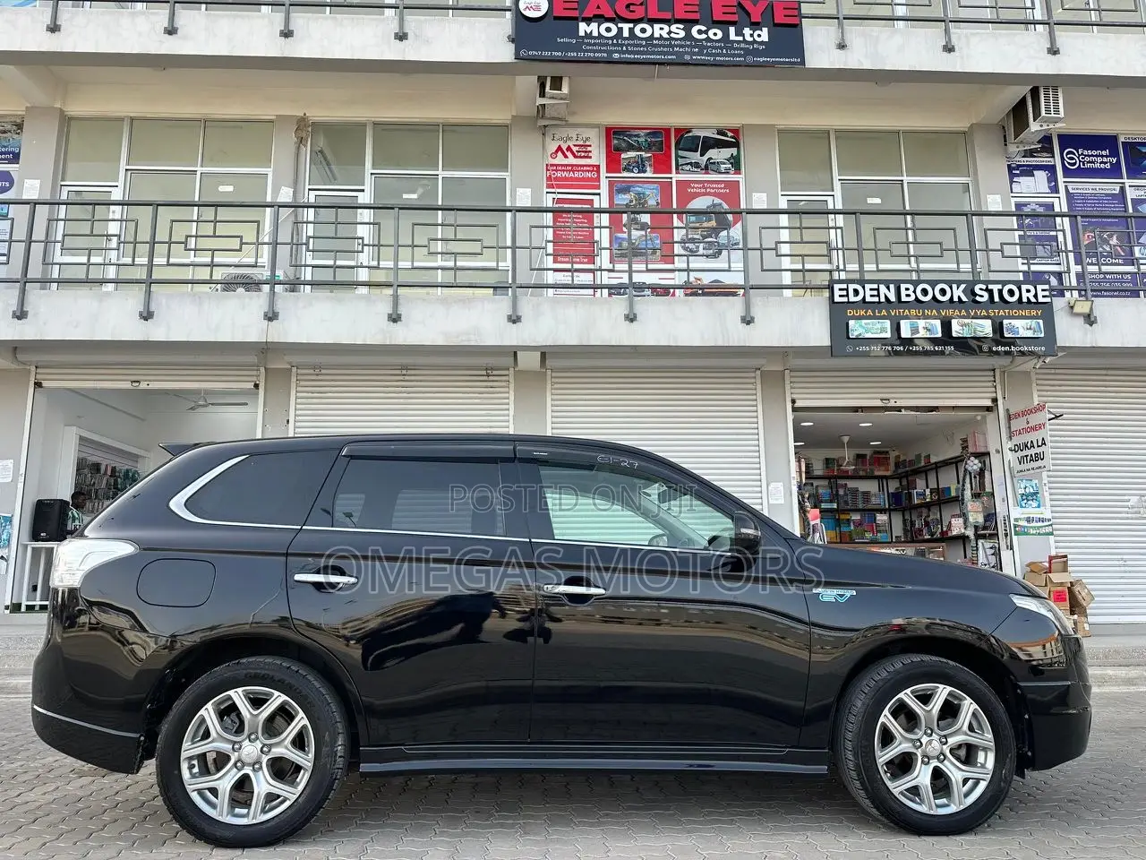 Mitsubishi Outlander 2015 Black