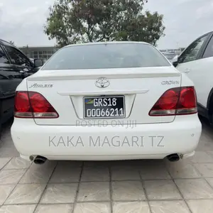 Toyota Crown 2007 White