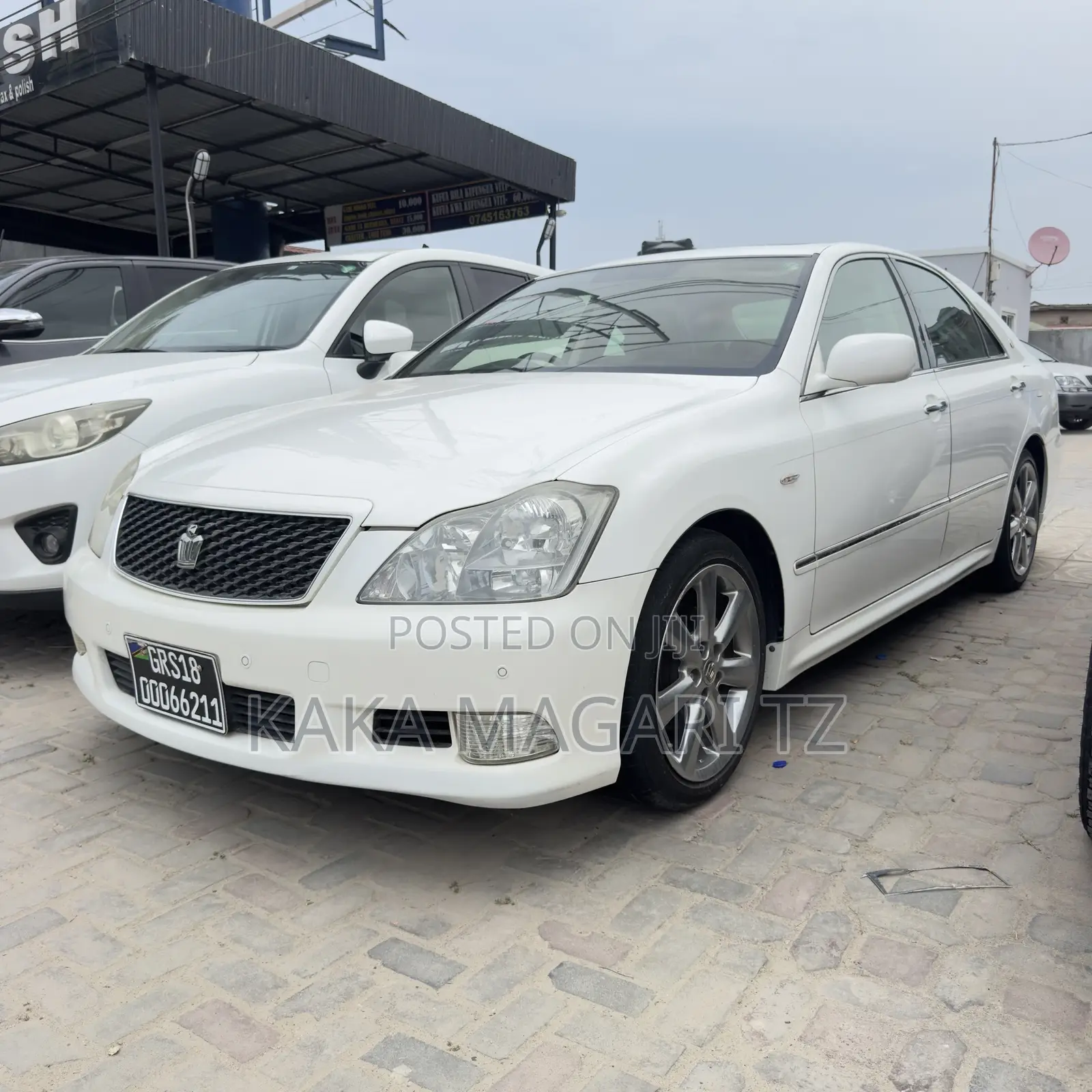 Toyota Crown 2007 White
