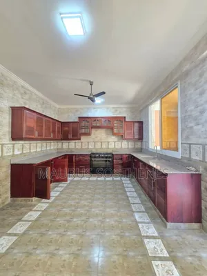 3bdrm Apartment in Upanga for rent