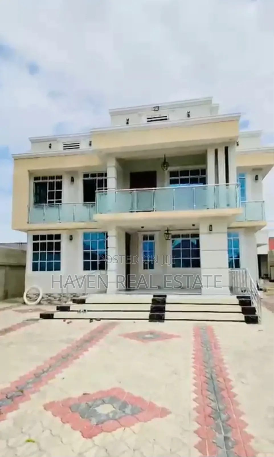 5bdrm House in Kigamboni for sale