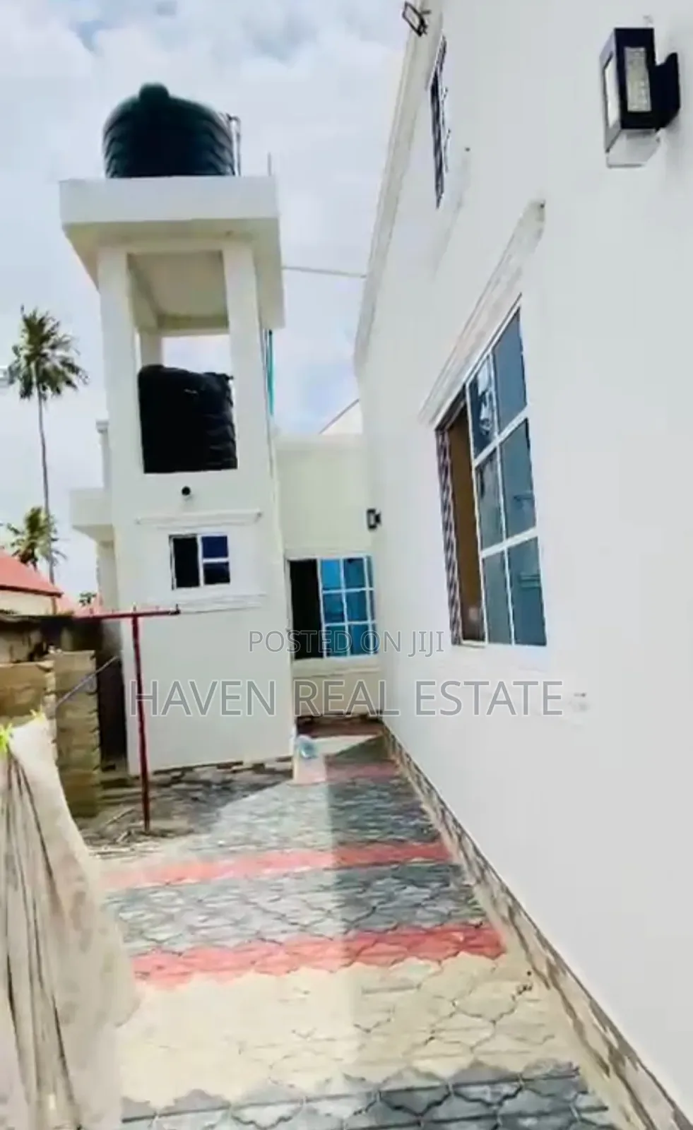 5bdrm House in Kigamboni for sale