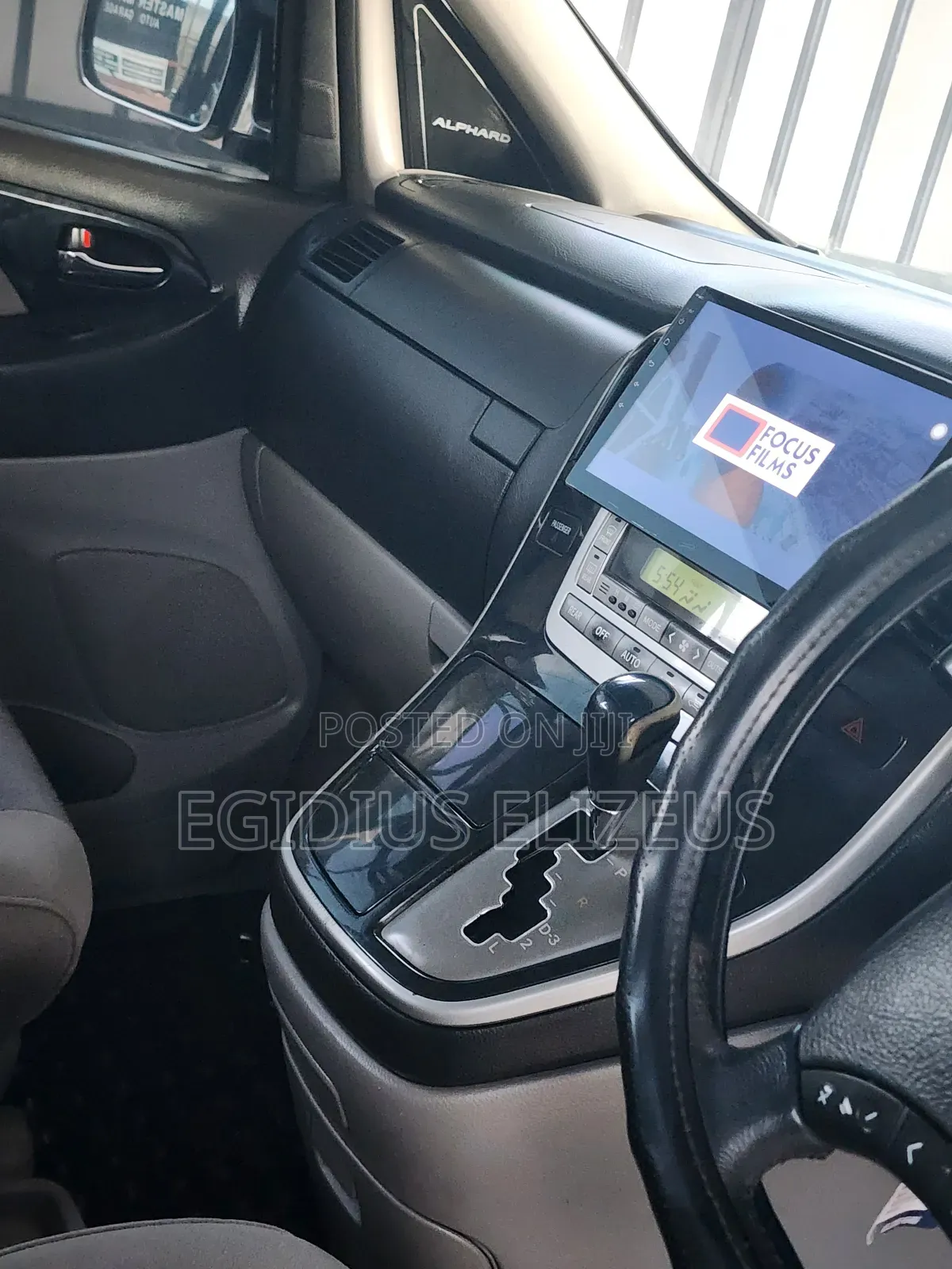 Toyota Alphard 2005 Silver