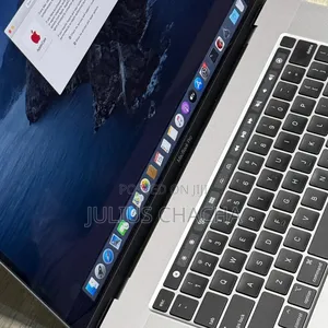 Laptop Apple MacBook Pro 2019 32GB Intel Core I7 SSD 512GB