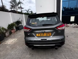 Ford Kuga 1.5 EcoBoost 150hp 2WD Titanium 2014 Gray