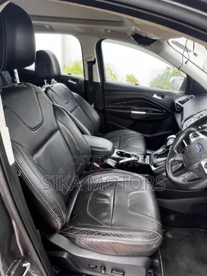Ford Kuga 1.5 EcoBoost 150hp 2WD Titanium 2014 Gray