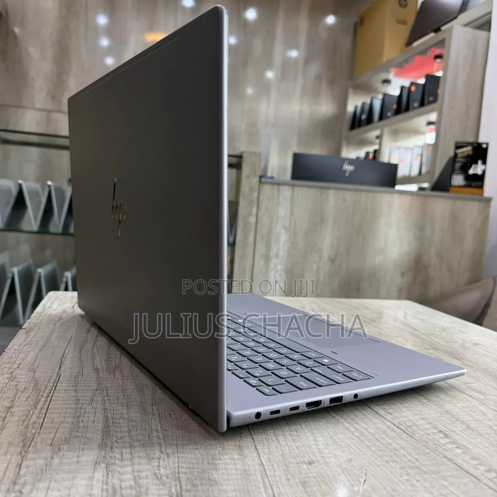 Laptop HP 16GB AMD Ryzen 7 SSD 1T